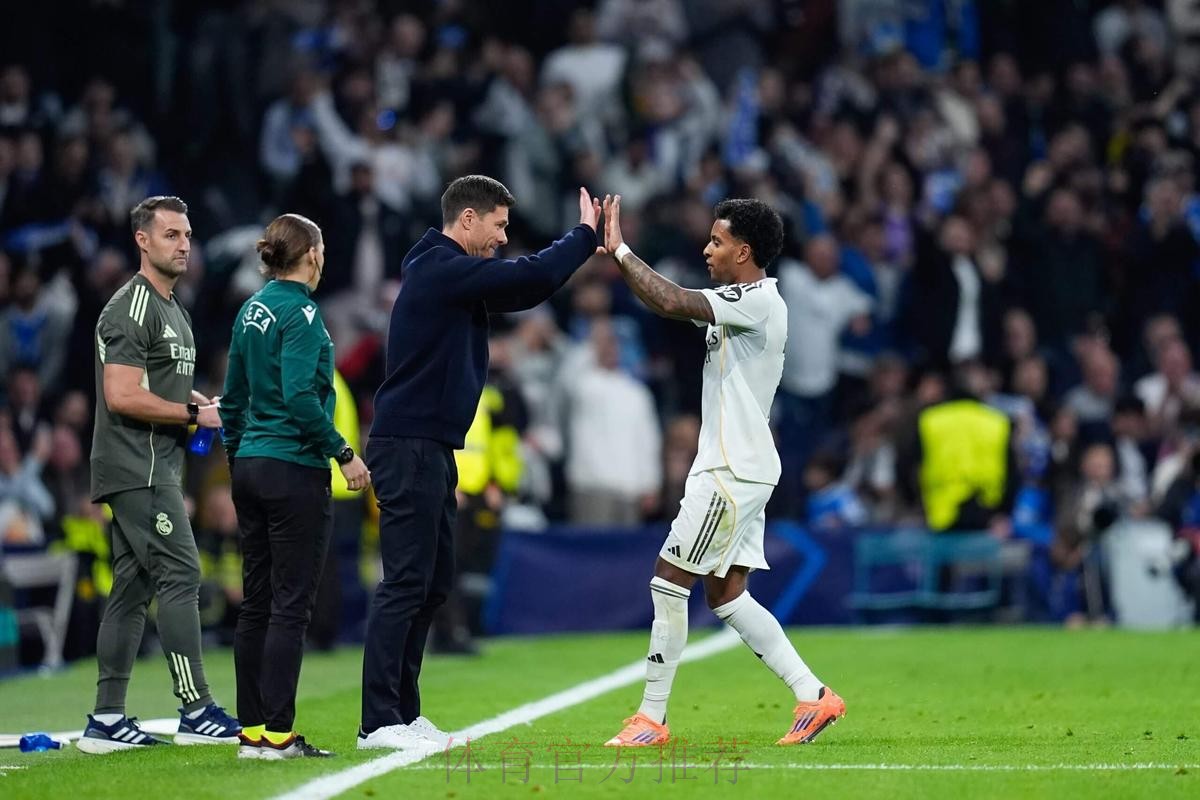 TA:皇马指责加维缺乏体育精神 更衣室充满沮丧氛围 TA:皇马指责加维缺乏体育精神 更衣室充满沮丧氛围